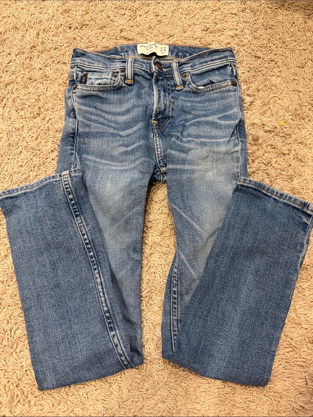 abercrombie kids Light Blue Wash Straight Jeans